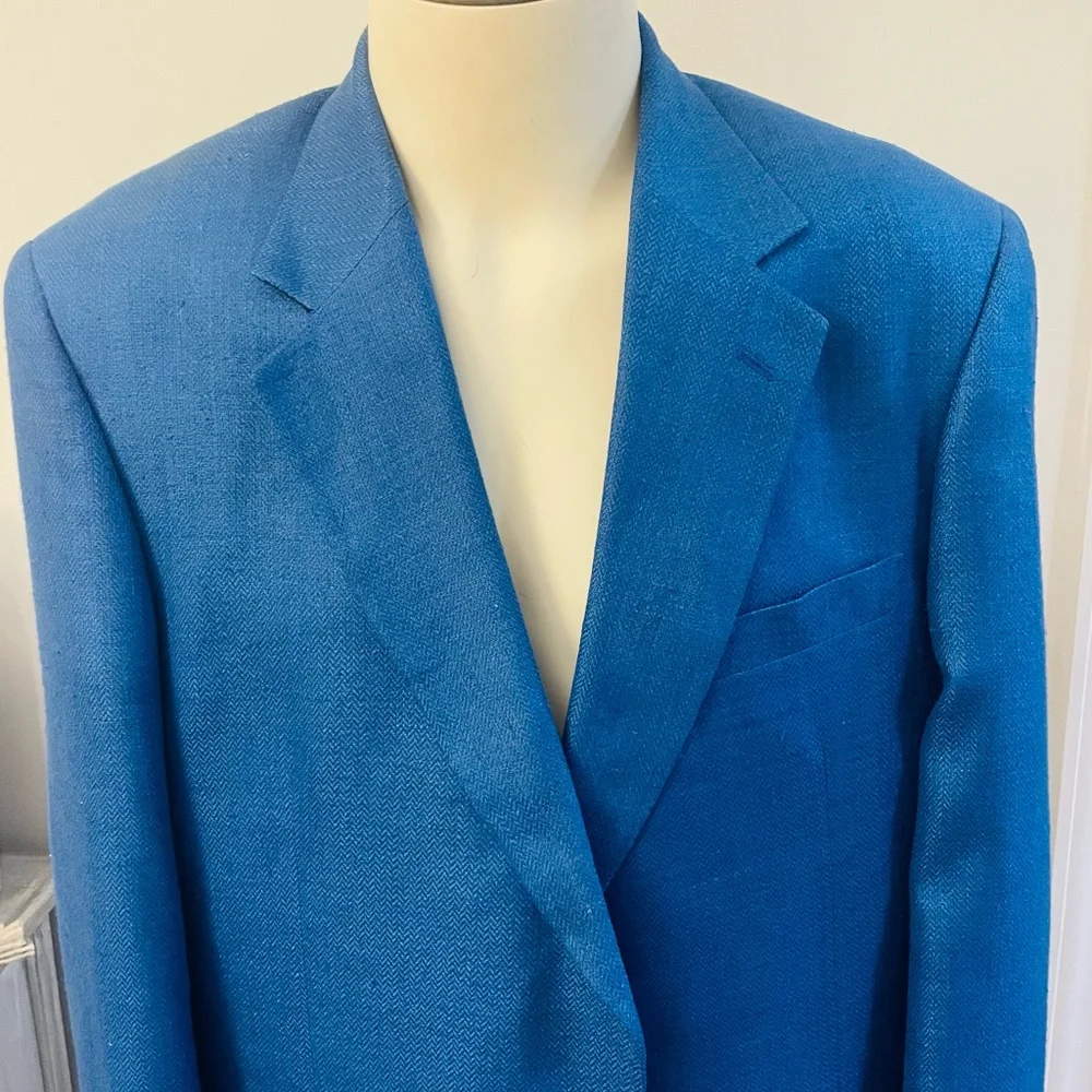 LACROSSE 100% FEATHERWEIGHT SILK 2 Button Blue Jacket Size 44L